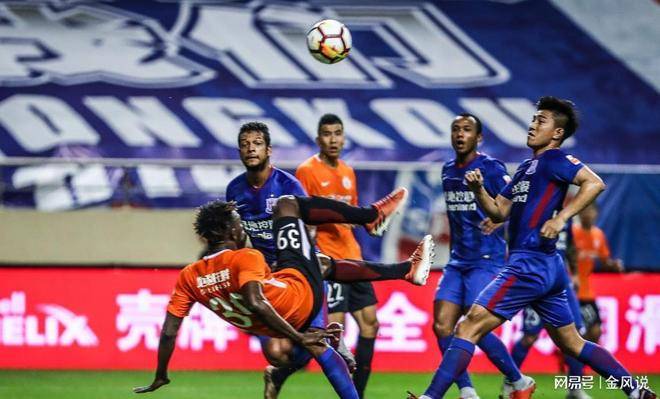 今晚体能课后,上海申花强势反弹备战亚冠,质疑声仍在,控场能力受关注 今晚体能课后,上海申花强势反弹备战亚冠,质疑声仍在,控场能力受关注